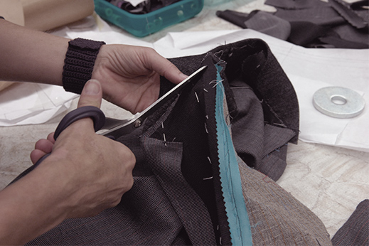 Stoffe zurechtschneiden